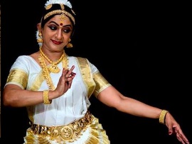 Mayadhara - Stage
